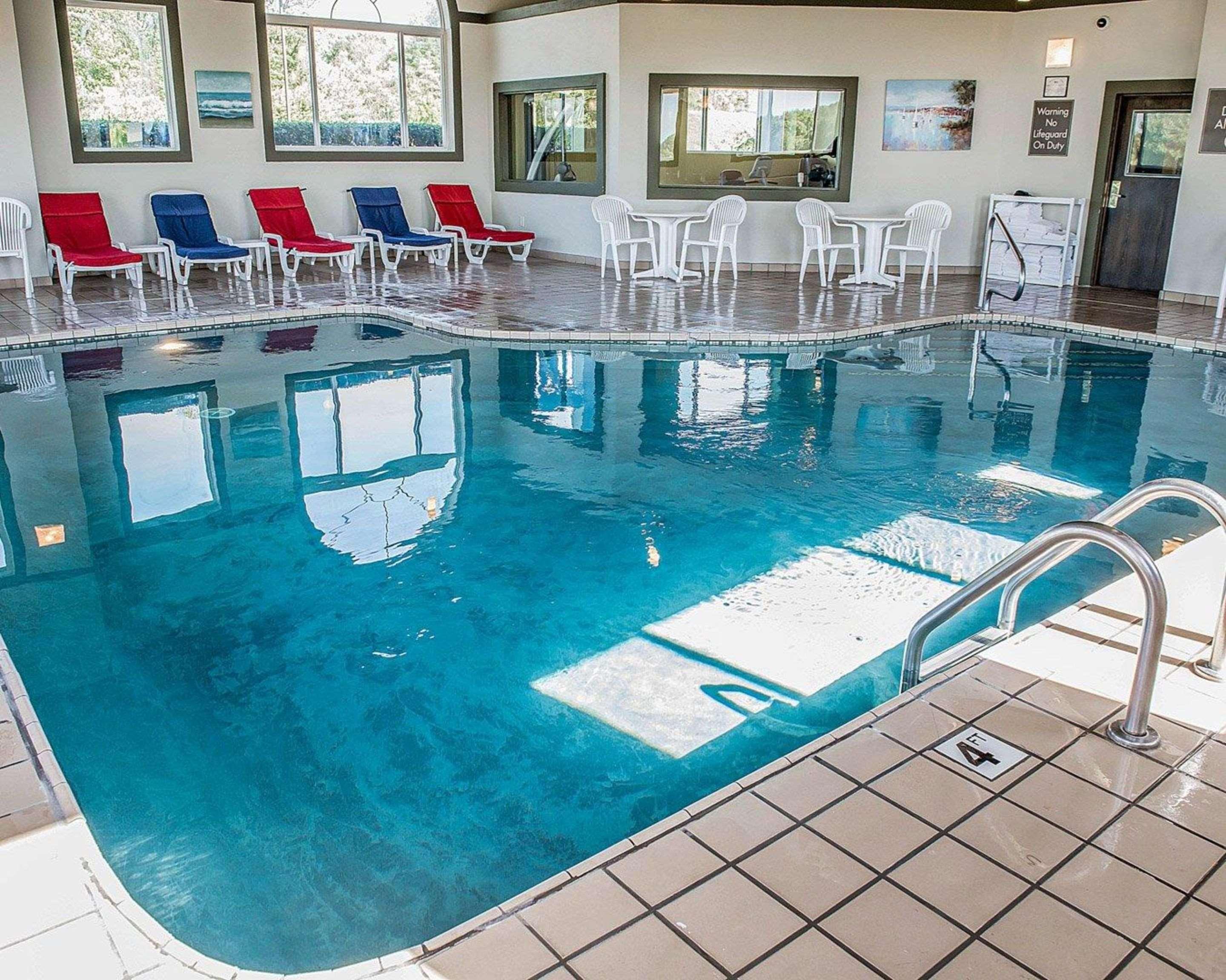 Comfort Inn & Suites Butler Εξωτερικό φωτογραφία