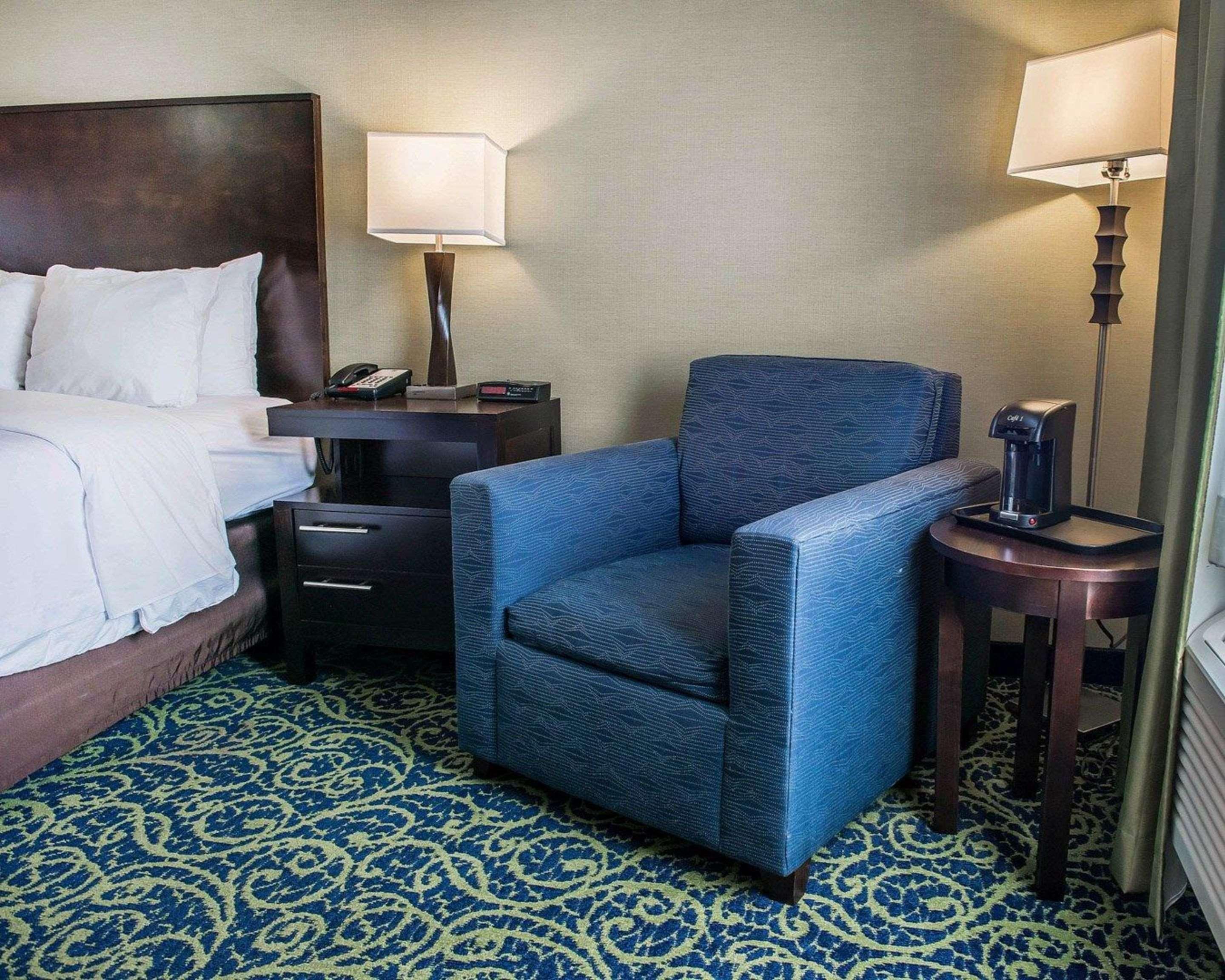 Comfort Inn & Suites Butler Εξωτερικό φωτογραφία