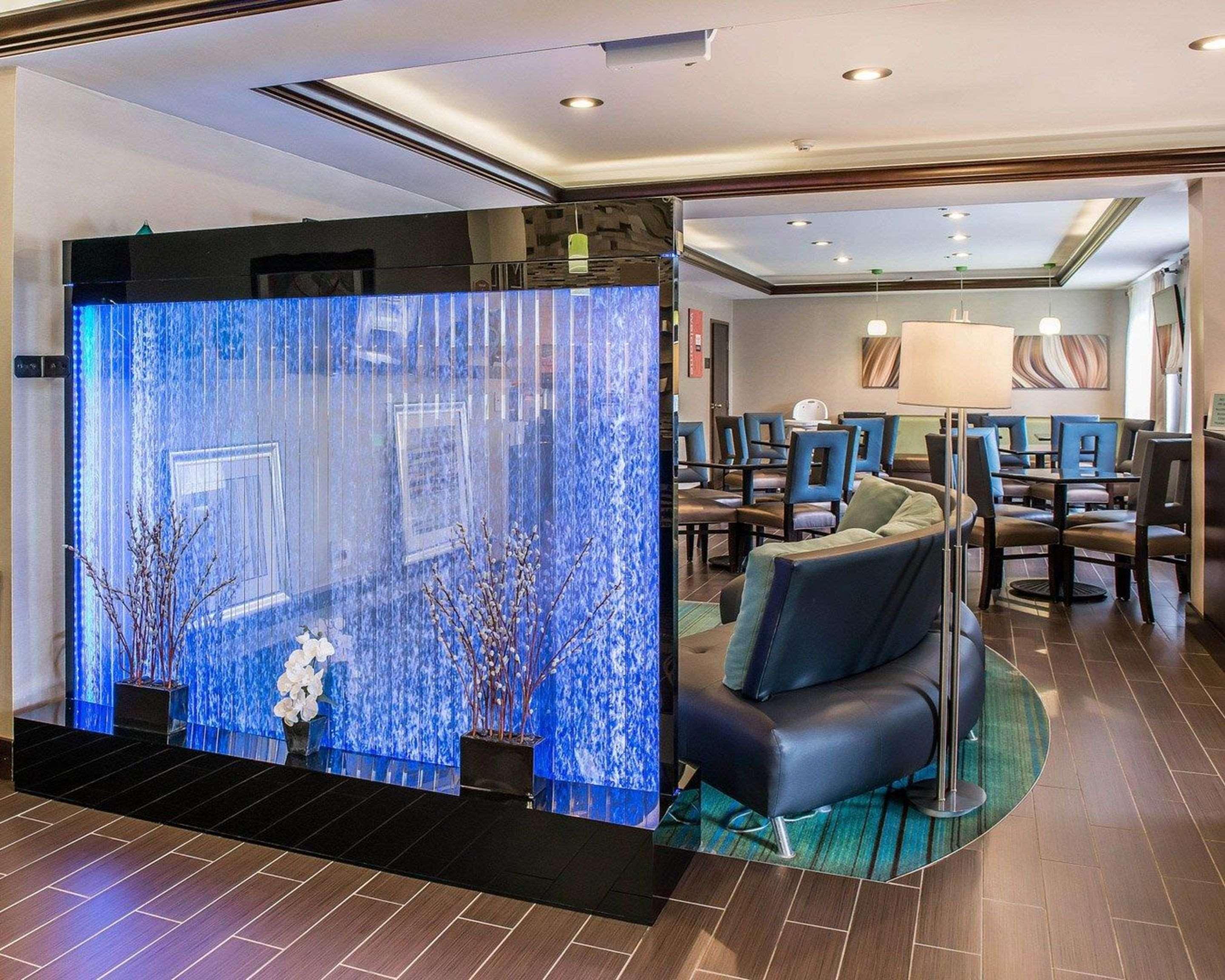 Comfort Inn & Suites Butler Εξωτερικό φωτογραφία
